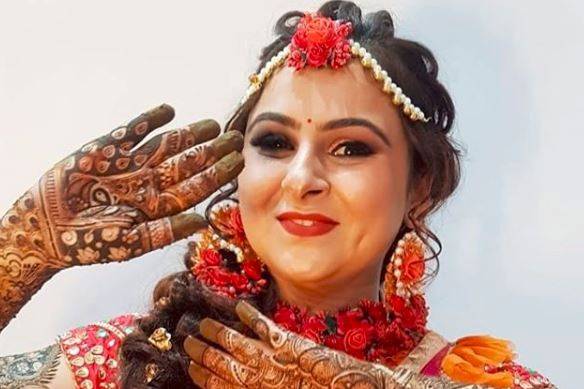 Avneet Kamra Avneet Kamra