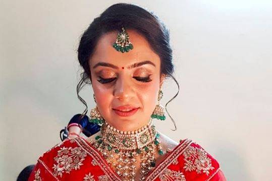 Avneet Kamra Avneet Kamra