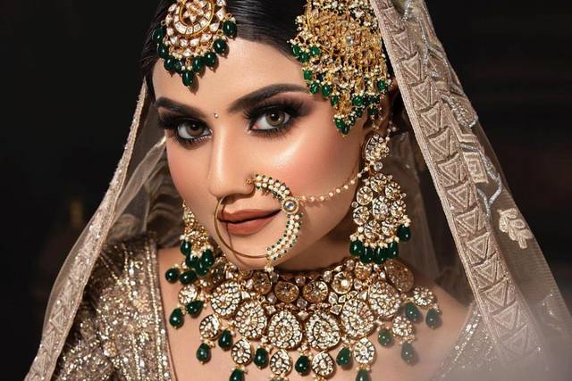 Makeup Artist Neetu Khatri Makeup Artist Neetu Khatri