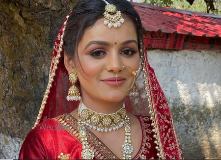 Moonlight (Mahi Makeover) - Makeup Artist Moonlight (Mahi Makeover) – Makeup Artist