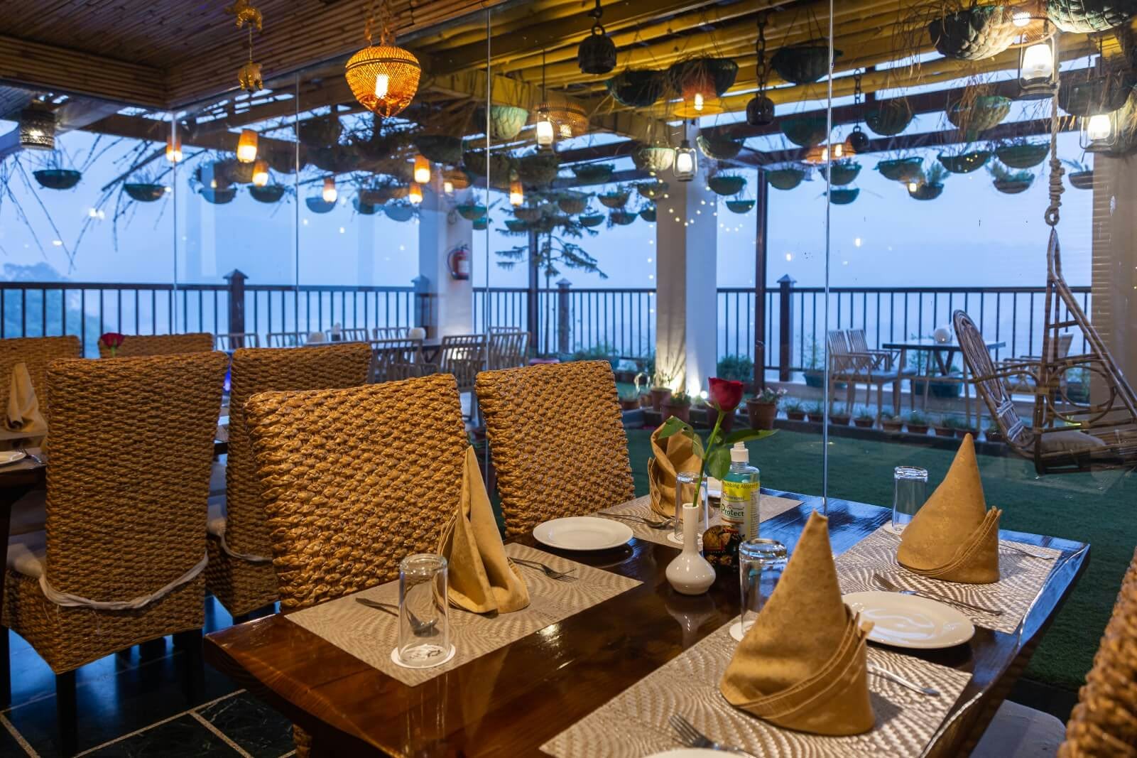 Hotel EllBee Ganga View