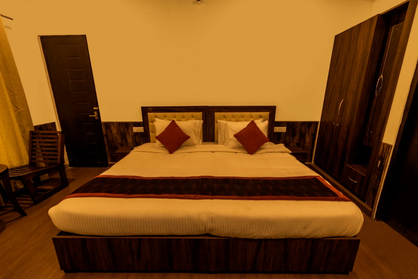 MJ River Resort by DLS Hotels