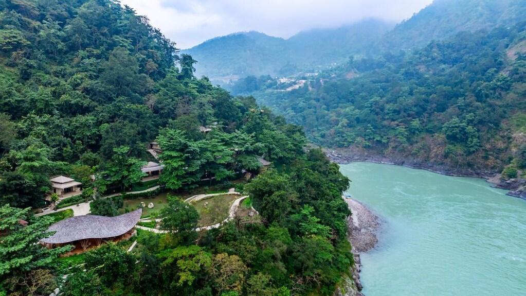 ONENESS Rishikesh by Ganga Kinare ONENESS Rishikesh by Ganga Kinare