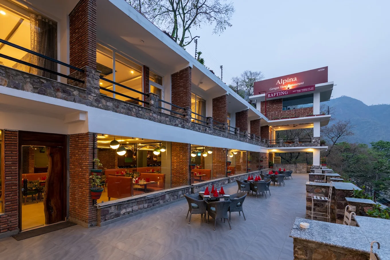 Summit By The Ganges Resort & Spa Summit By The Ganges Resort & Spa