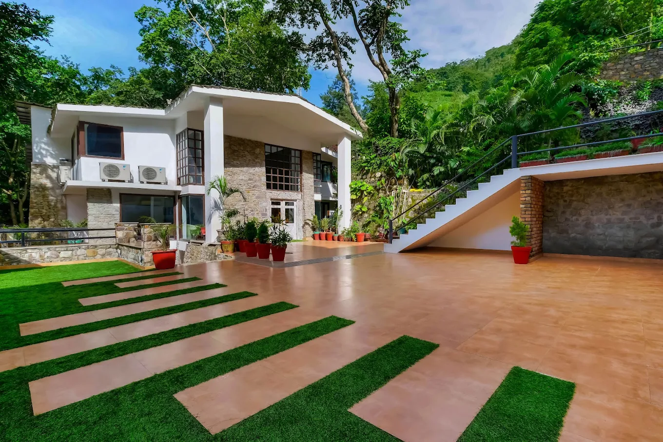 Summit By The Ganges Resort & Spa Summit By The Ganges Resort & Spa