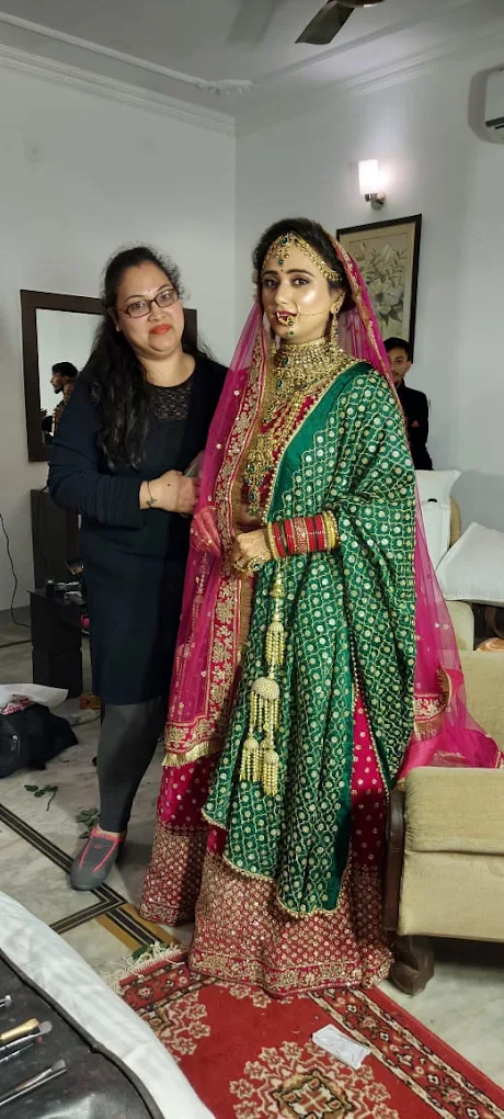 Glamorous Beauty Creation