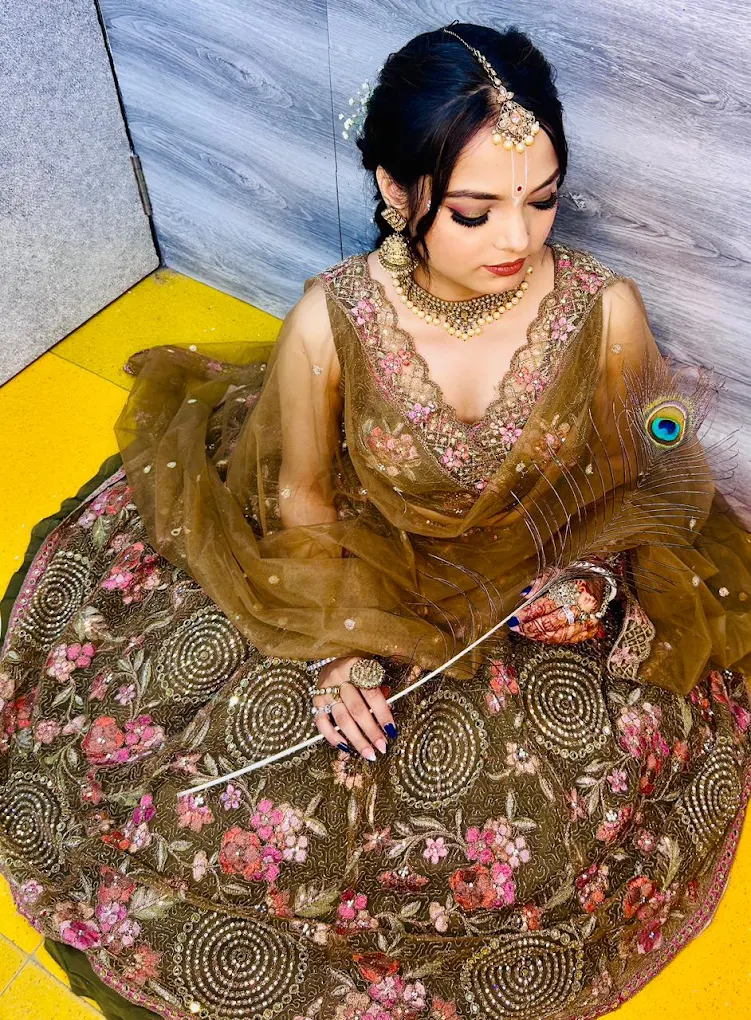 Golden Touch by Arti Rishikesh
