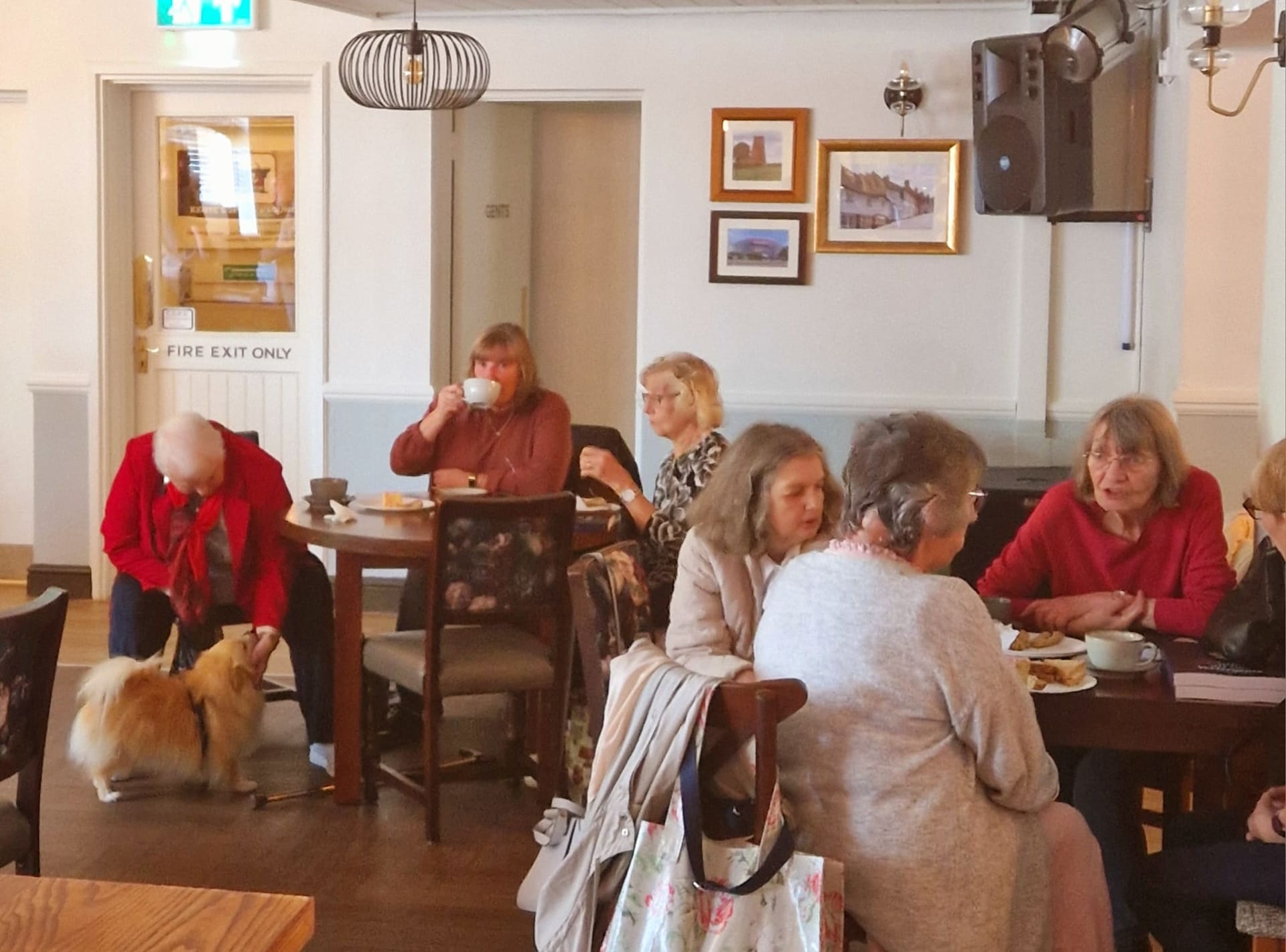 The White Hart gallery image