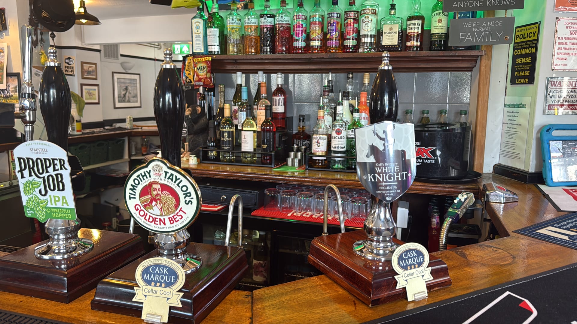 The Railway Inn, Warwick gallery image