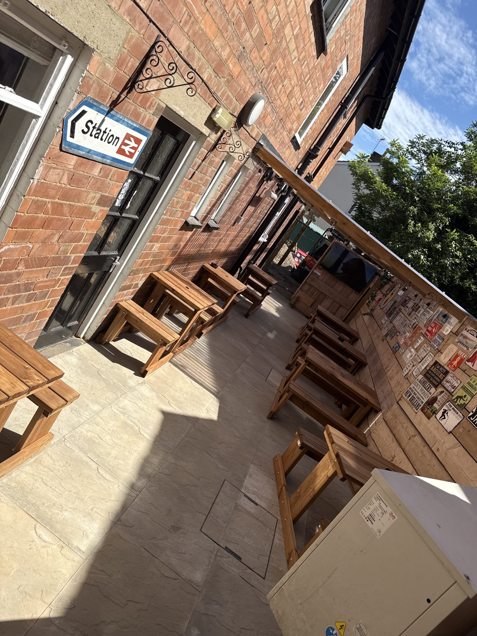 The Railway Inn, Warwick gallery image
