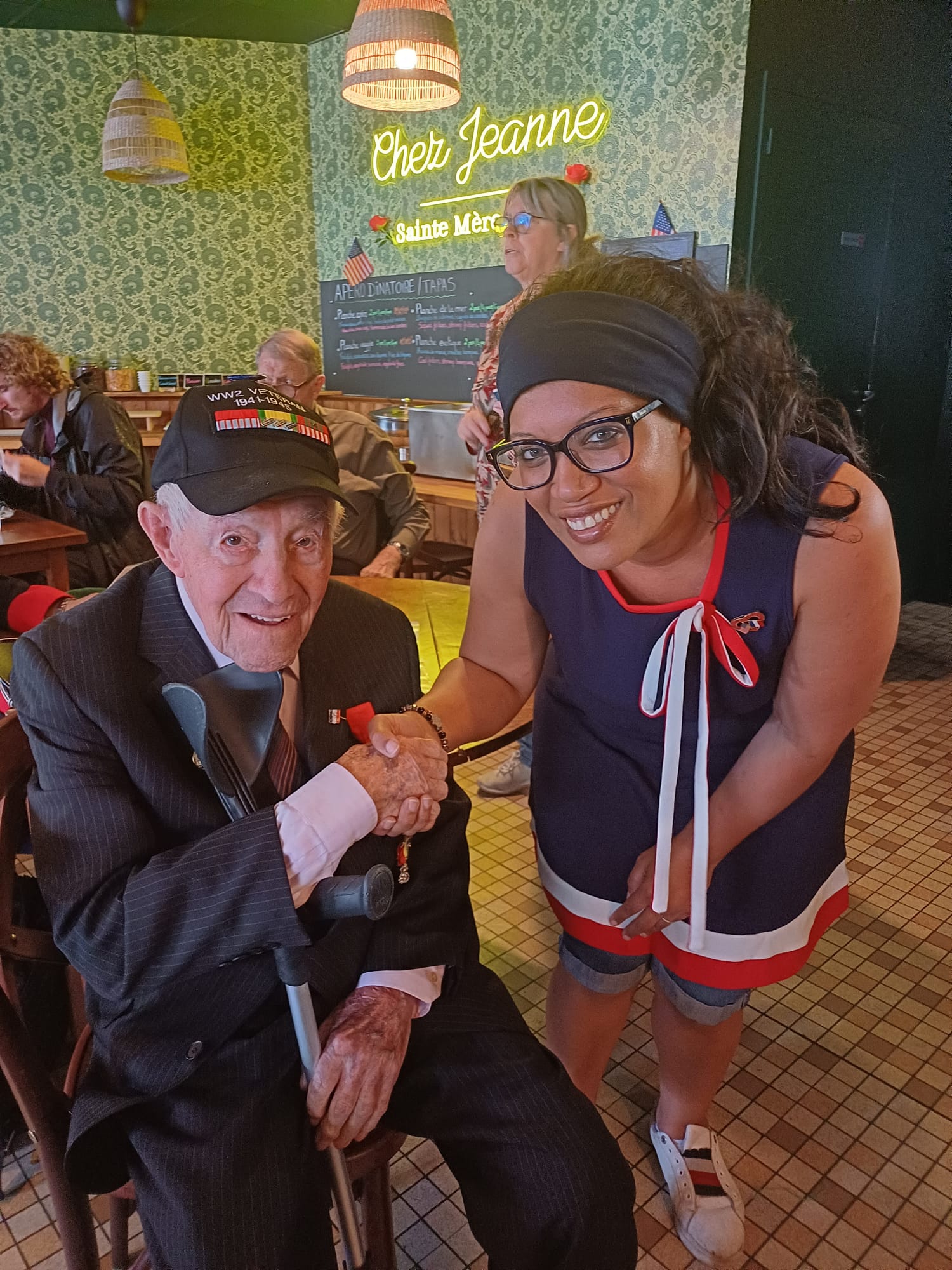 Chez Jeanne gallery image