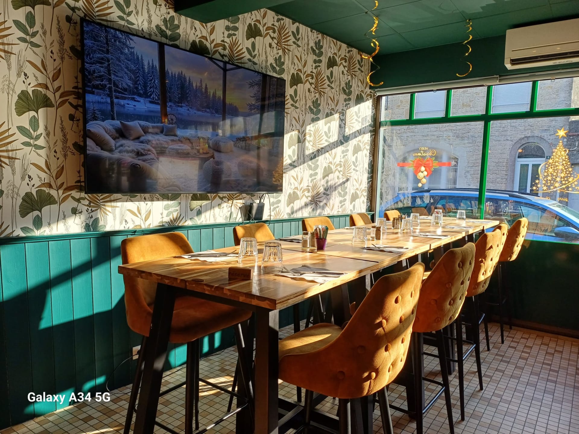 Chez Jeanne gallery image