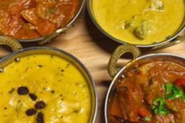 Lackys Balti House: DISHES