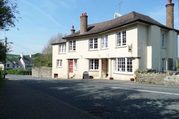 Black Dog Tea Room: EXTERIOR