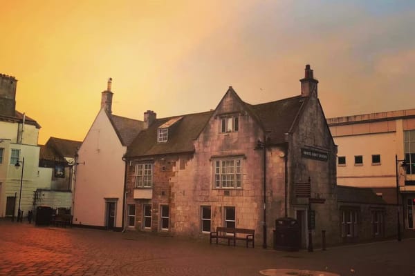 White Hart Hotel: EXTERIOR