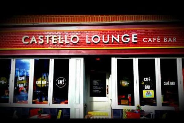 Castello Lounge: EXTERIOR