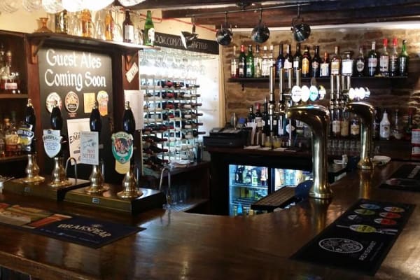 The Clanfield Tavern: INTERIOR