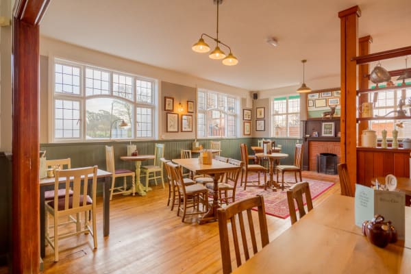 The Royal Oak: INTERIOR