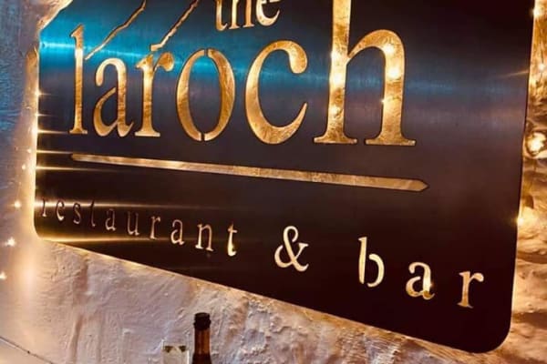 The Laroch Restaurant & Bar: LIFE