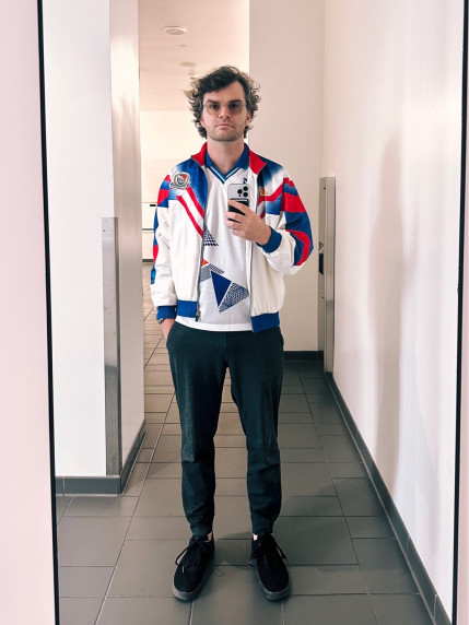 It’s just me wearing a Marinos jacket and Flugels jersey.