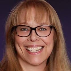 Leslie Marshman - [object Object] author