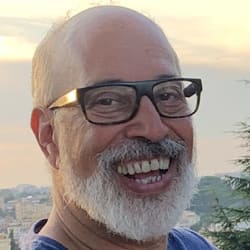 Elliot Kreloff - [object Object] author