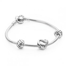 filled_with_love_bracelet_gift_set-usb794819