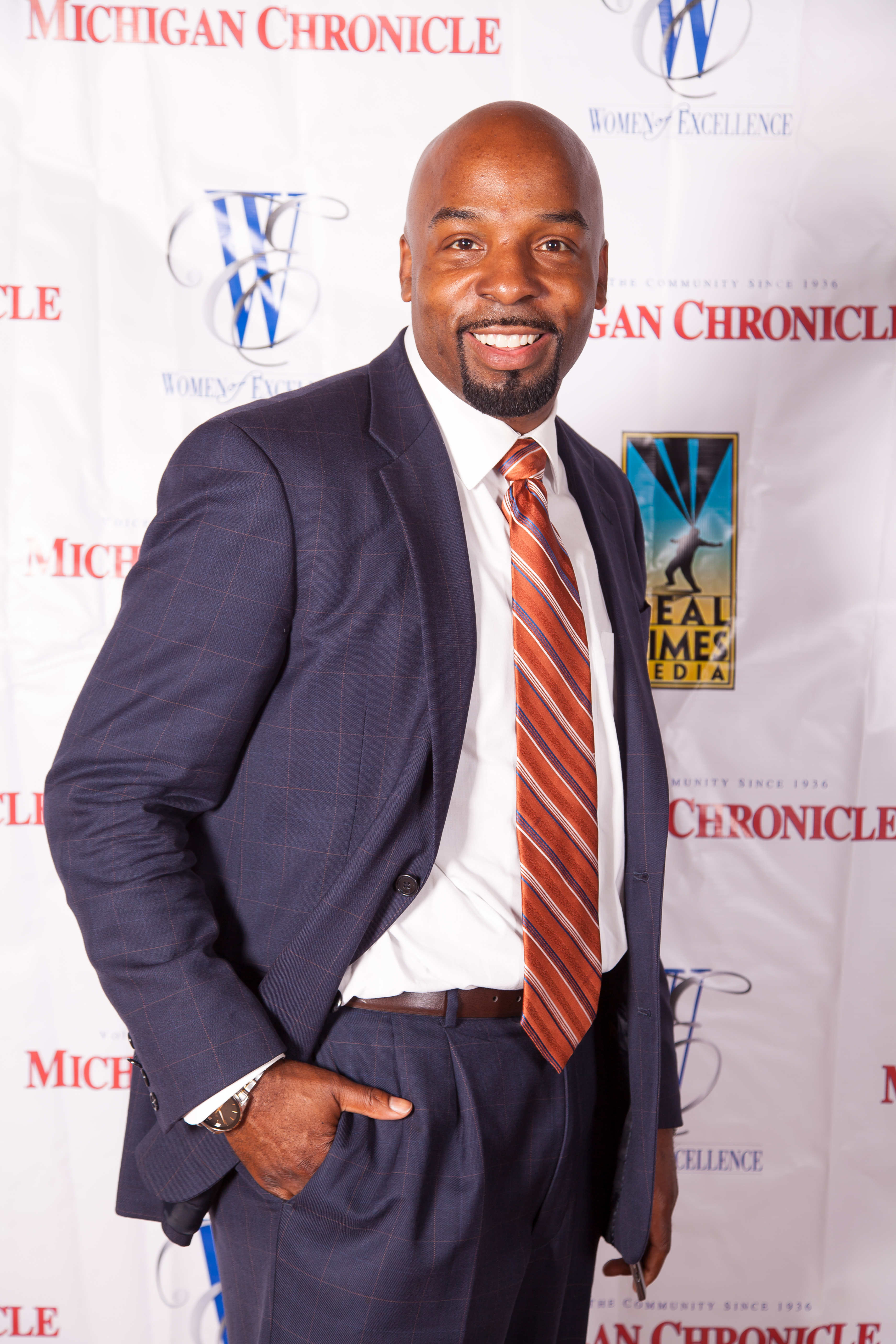 11372100_790667371047840_1295447623_n