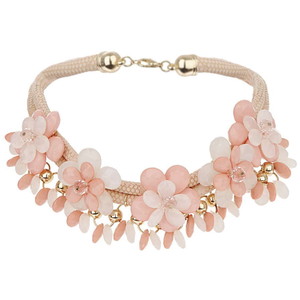 flowernecklace