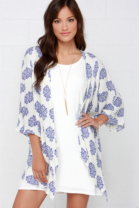 O'Neill Joni Blue & Ivory Print Kimono Top $52 on Lulus.com