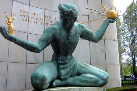 Spirit_of_Detroit-2560x1600.jpg.jpg