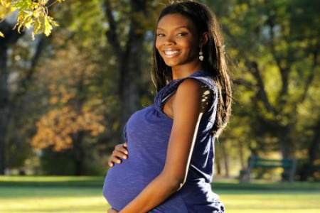 pregnant-black-woman-4x3.jpg