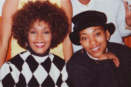 whitney-houston-robyn-crawford-crop.jpg