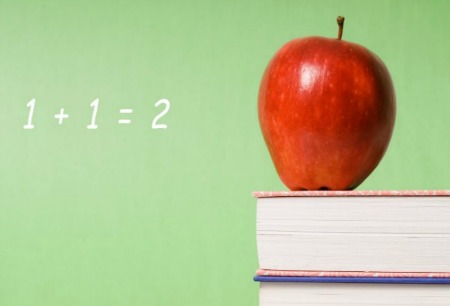 school-books-apple