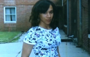 stephanie-hicks-shoots-herself-with-police-gun1