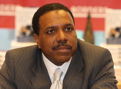 creflo-dollar-400x295