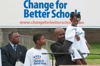 350pxN.CharlesAnderson.RevSimmons-and-Kids