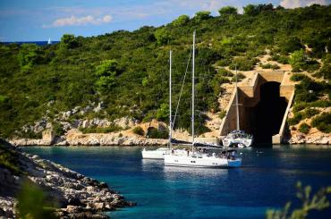 The unique Vis island – a private trip to the Mediterranean paradise
