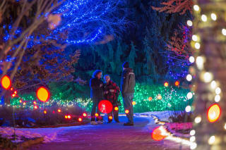 christmas season 2019 2020 in las vegas dates map leavenworth tree lighting 2019