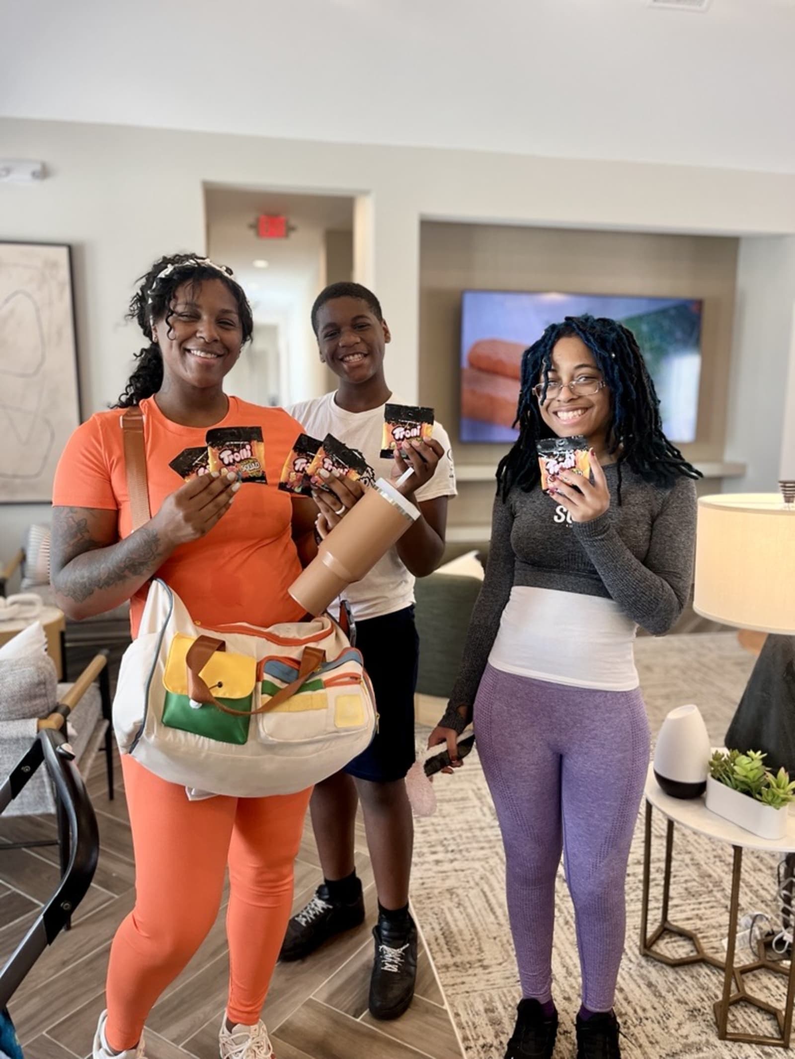 Landmark product sampling