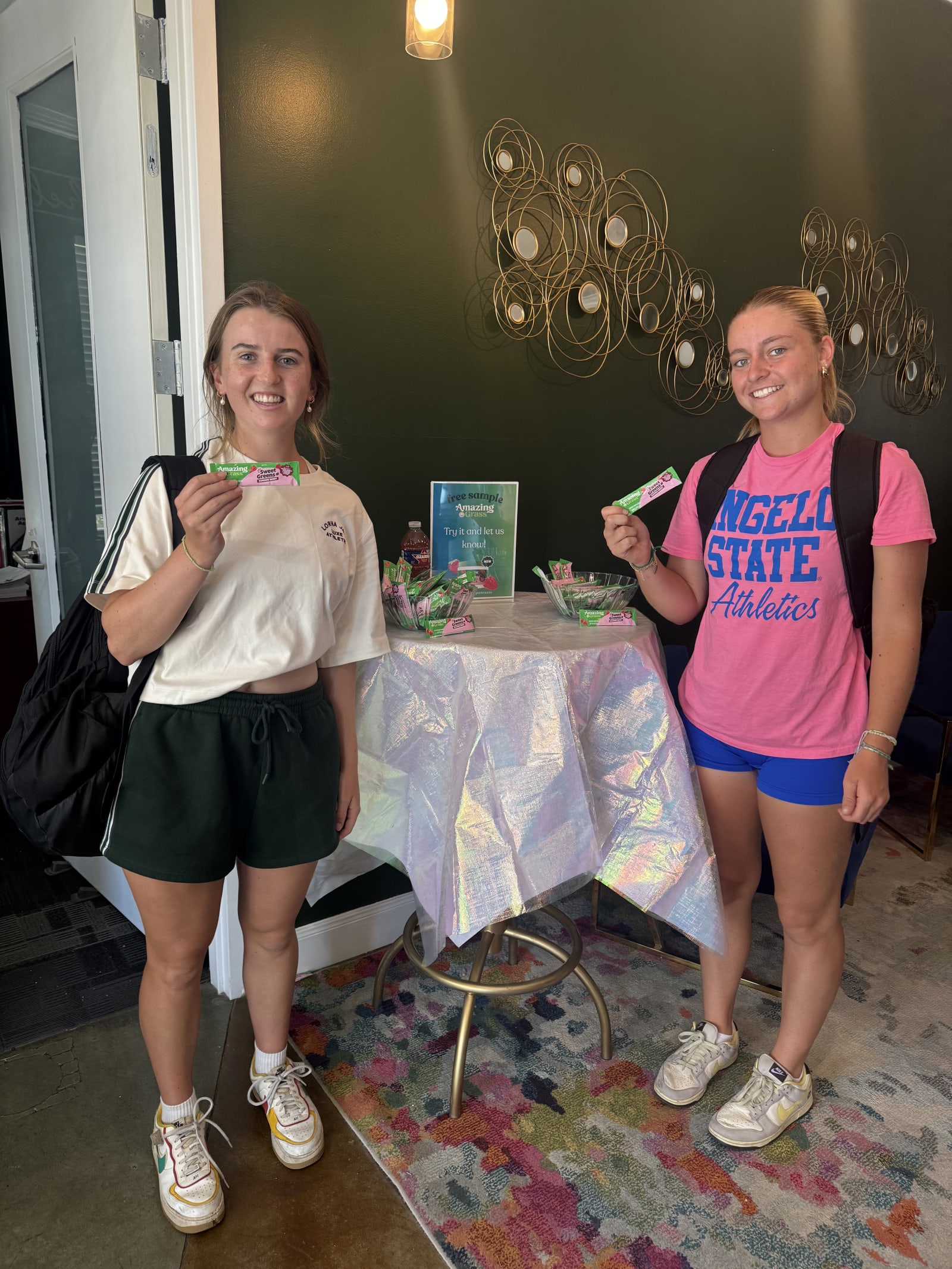 Collier product sampling