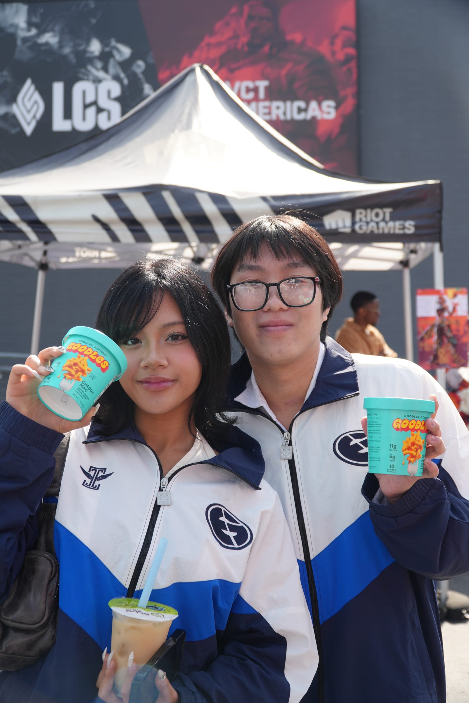 Evil Geniuses product sampling