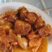 Traditional Greek Beef & Red Wine Stew with Onions & Mushrooms