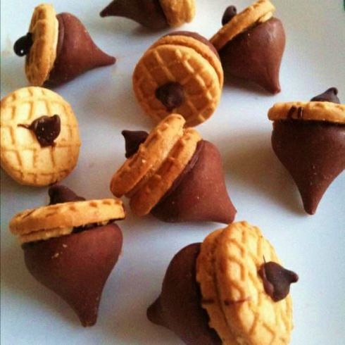 Easy No-Bake Edible Fall Acorns with Nutter Butters & Hershey Kisses