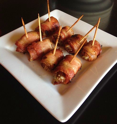 Easy Baked Bacon-Wrapped Blue Cheese Stuffed Dates (Dátiles Rellenos)