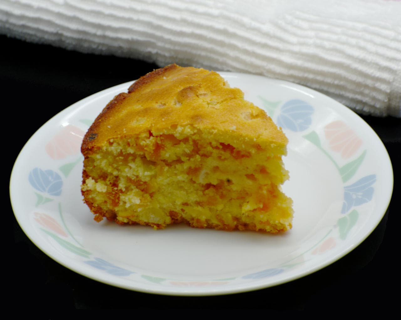 Golden Fruit Cake Image