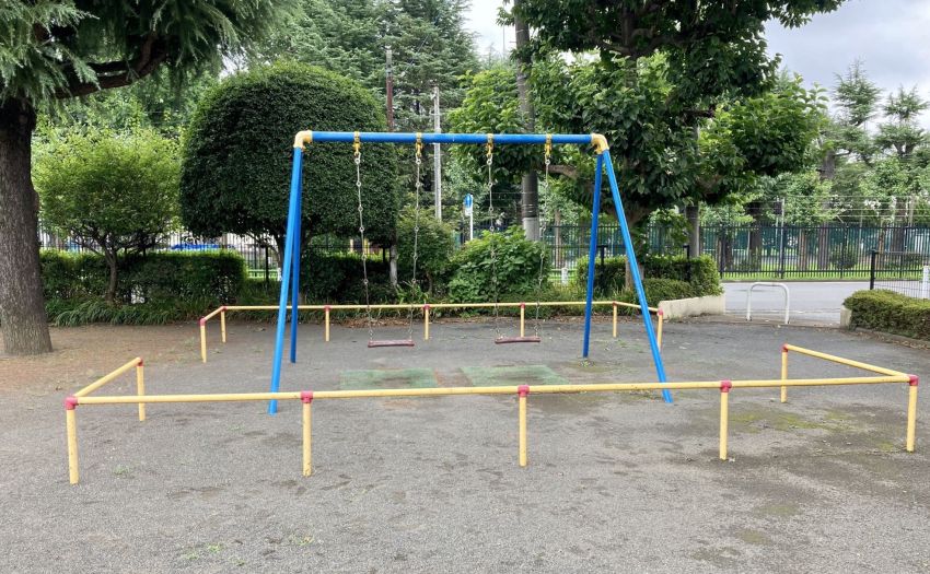 曙三北公園 - 【公園】すべり台・ブランコ・シーソー・太鼓はしご