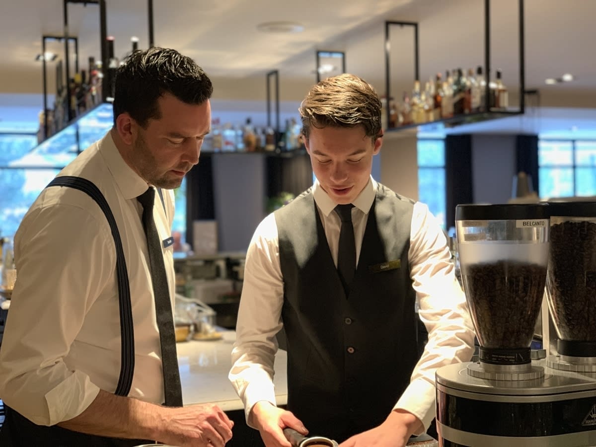 Supervisor and trainee Van der Valk Hotel Sassenheim-Leiden