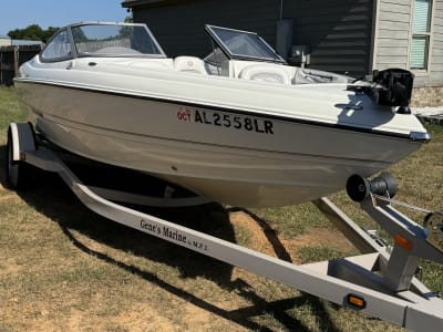 Stingray  19 Foot - 150 Hp rental photo 3