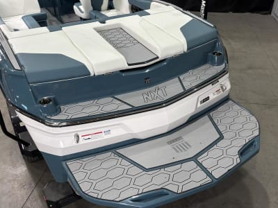 2025 Mastercraft  NXT 22 *LAKE POWELL LOCATION* Watersport Package Included rental photo 3